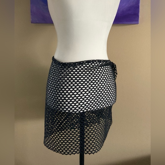 Mesh Wrap Sarong - Picture 3 of 6